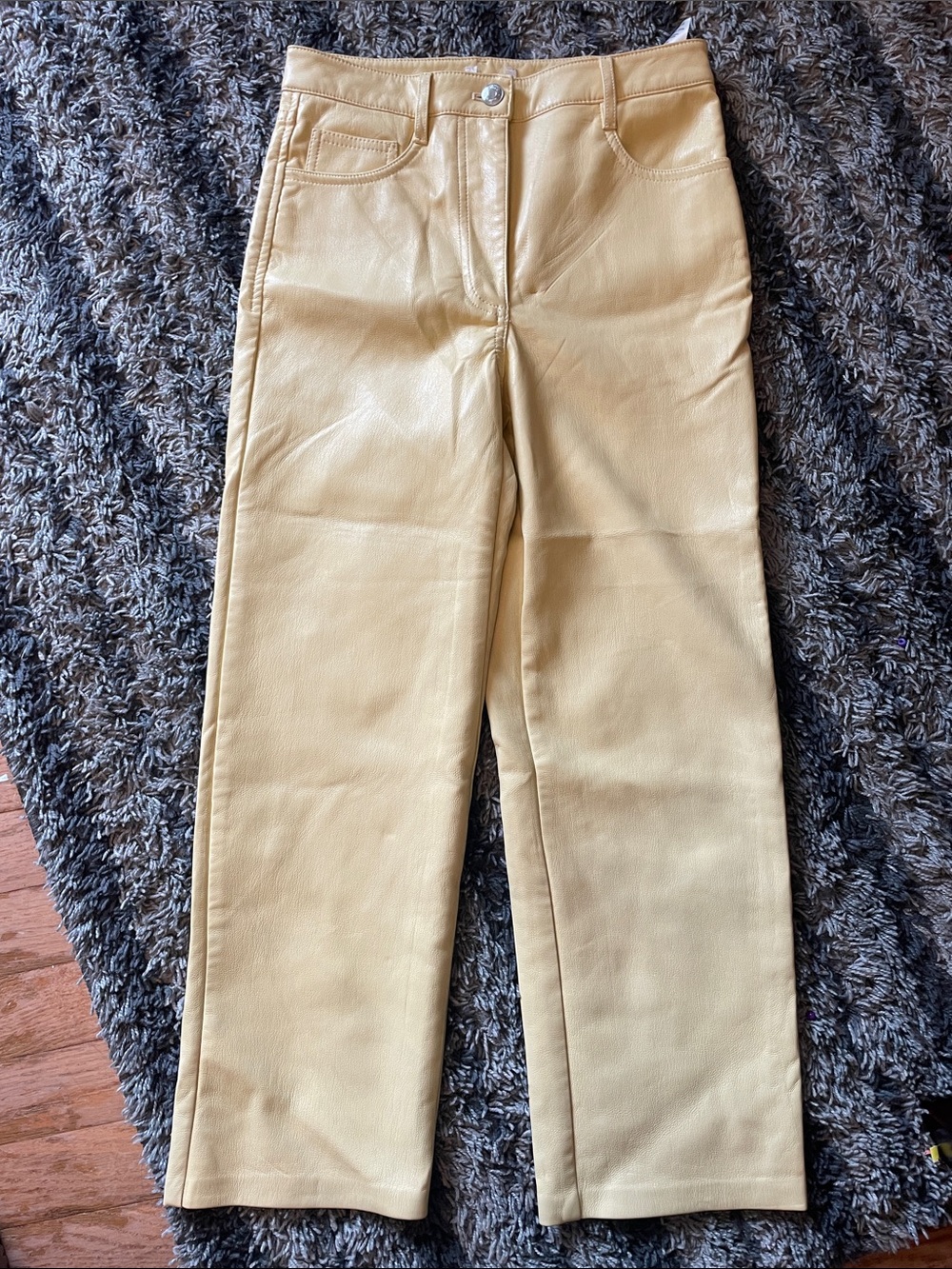 Wilfred Aritzia High-Rise Straight-Leg Women’s Jeans in Light Yellow